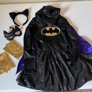 Girls size 7/8 batgirl costume.